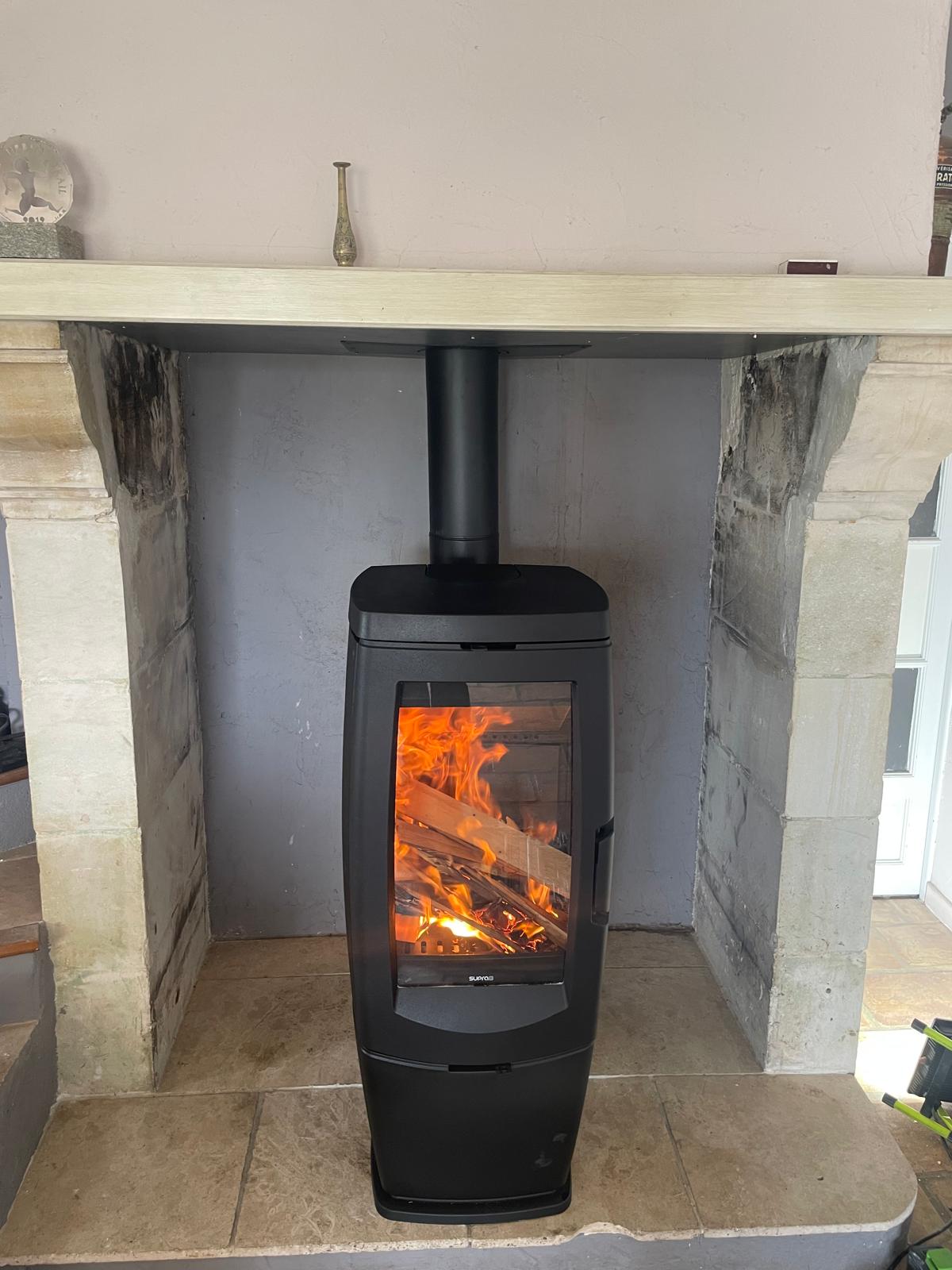 Installation poêle à bois dans une maison à Alès